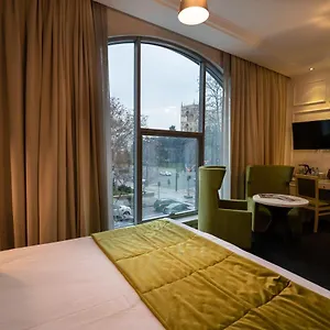4* Отель Dondar Formula 1 View