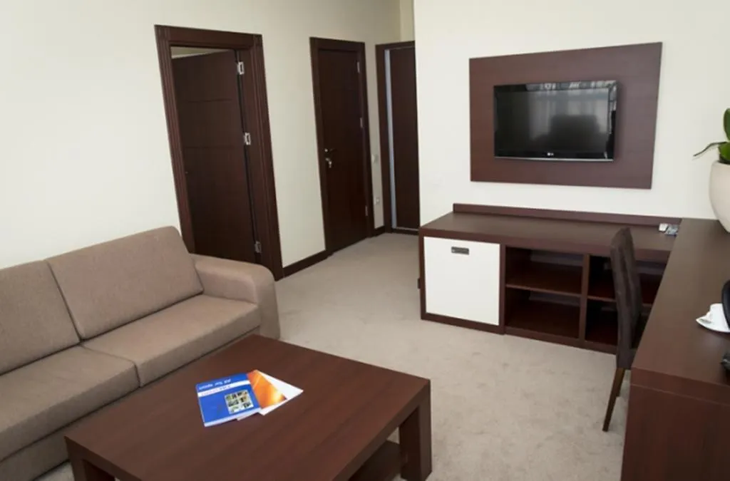 Black Mount Hotel Baku 4*,